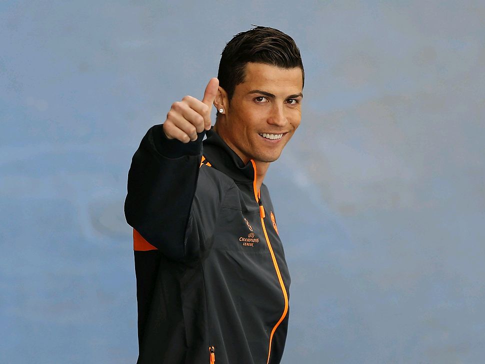 詹姆斯谈里夫斯表现：他有天赋又很勤奋，由衷为他感到开心