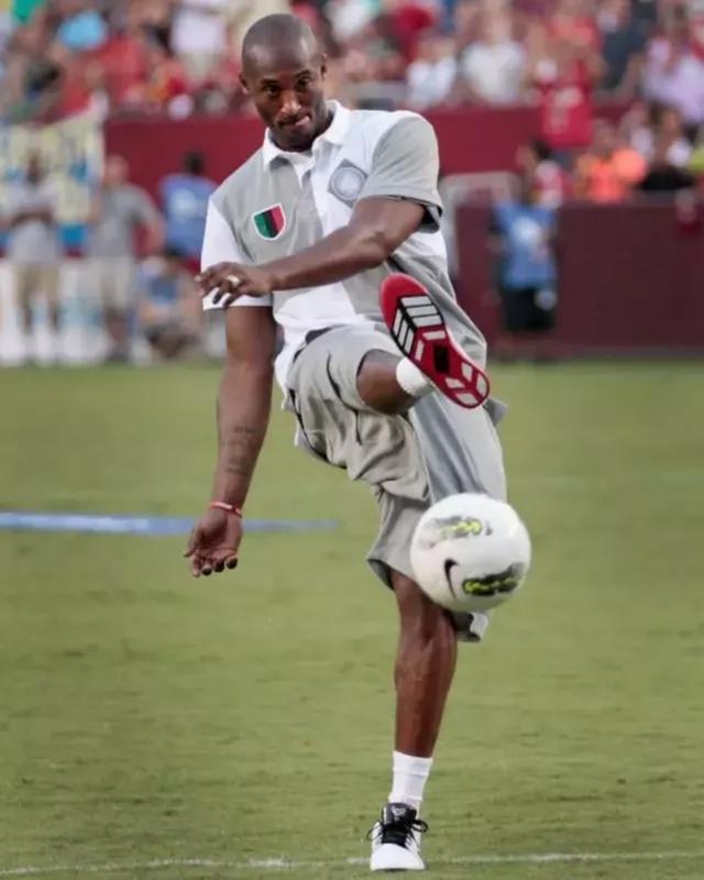 安切洛蒂：皇马的比赛我都看了；C罗肯定会达成千球成就