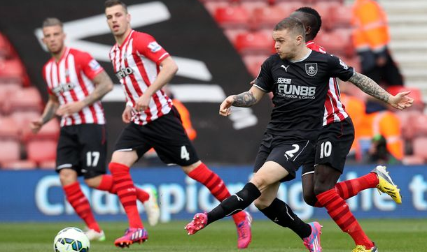 篮球CBA赛场出现精彩扣篮