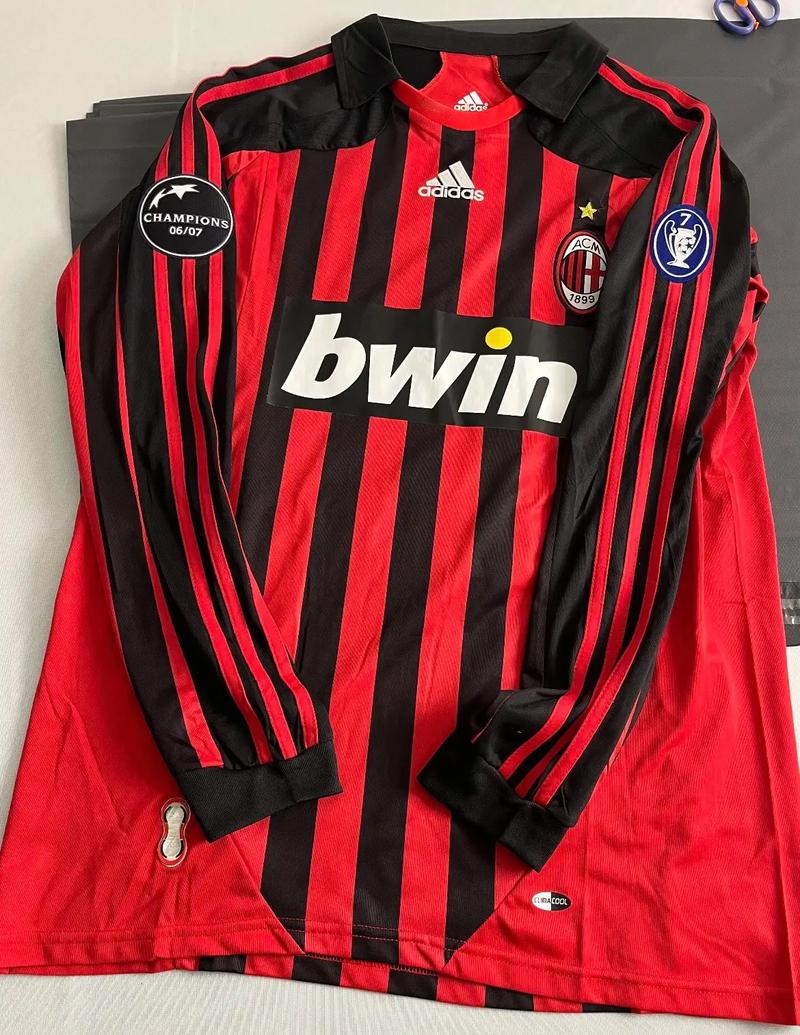 河南球迷心态反思，俱乐部称大热必死引警示