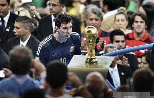 状态不佳！王岚嵚出战20分钟，5投0中一分未得