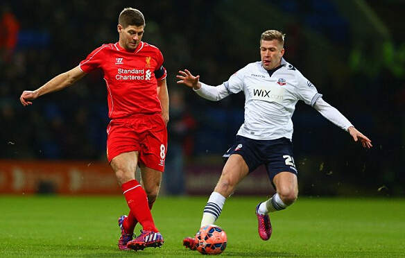 新鹏城官方：中超收官战主场vs成都票价全场60元，地点在肇庆