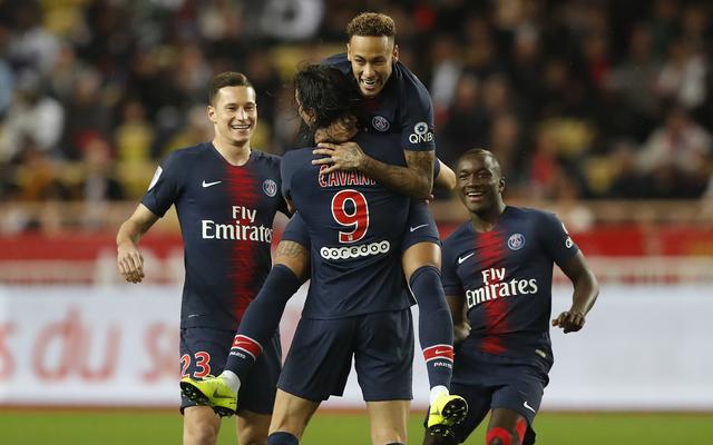 欧冠半场：齐玛乌龙，库杜斯造险，热刺1-0布拉格斯拉维亚